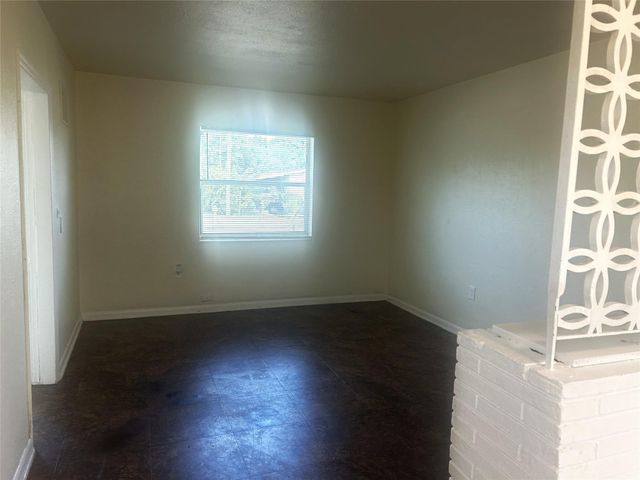 3050 NW 5th Ct, Fort Lauderdale, FL 33311