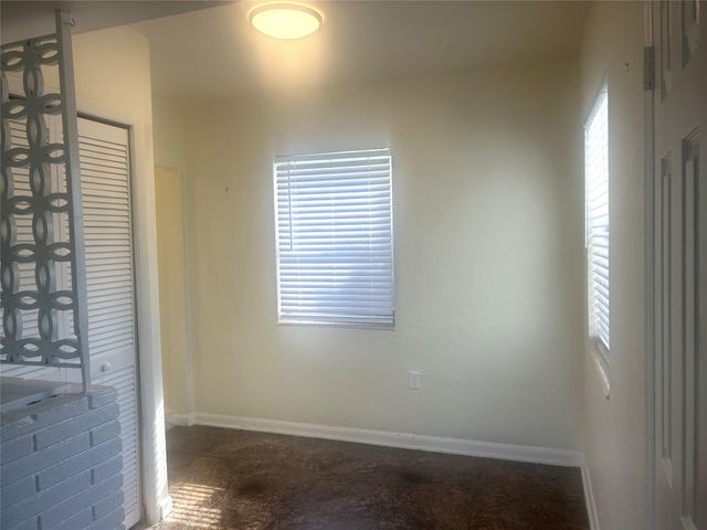 3050 NW 5th Ct, Fort Lauderdale, FL 33311