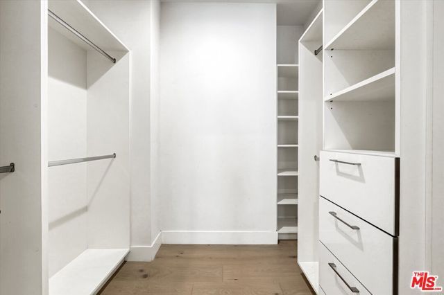 733 N Gramercy Place, Los Angeles, CA 90038