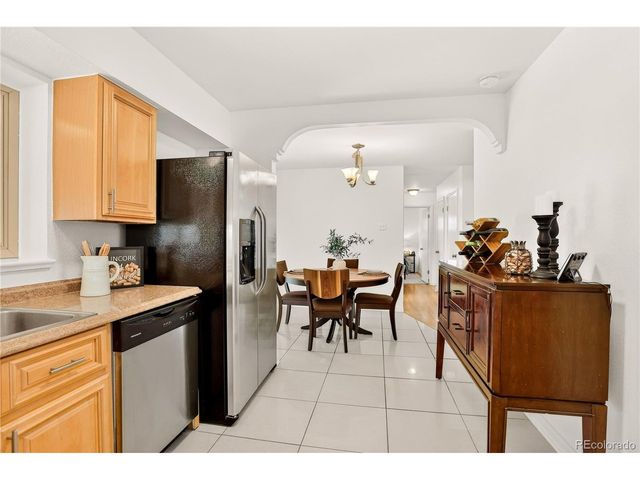 1223 S Eaton St, Lakewood, CO 80232