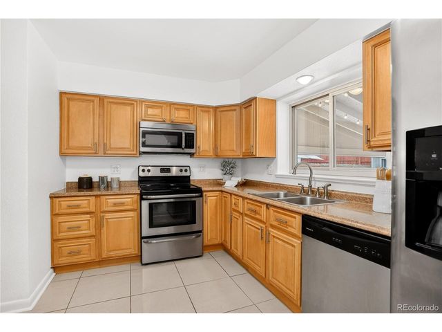 1223 S Eaton St, Lakewood, CO 80232