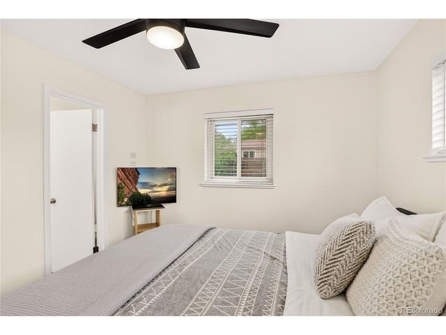 1223 S Eaton St, Lakewood, CO 80232