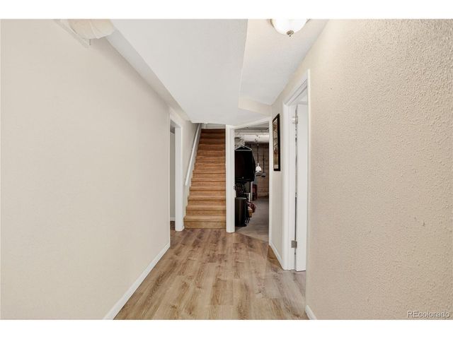 1223 S Eaton St, Lakewood, CO 80232