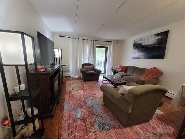 80 North Warren 20, Woburn, MA 01801