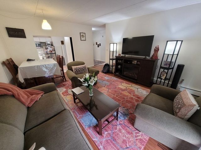 80 North Warren 20, Woburn, MA 01801