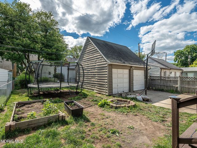 3805 Rushland Avenue, Toledo, OH 43613