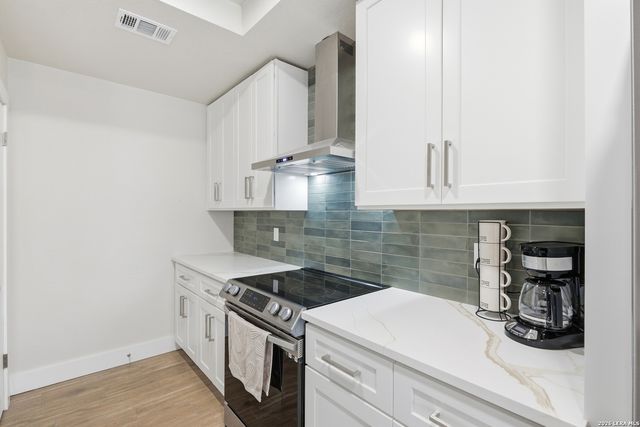 5014 Tree Top, San Antonio, TX 78250