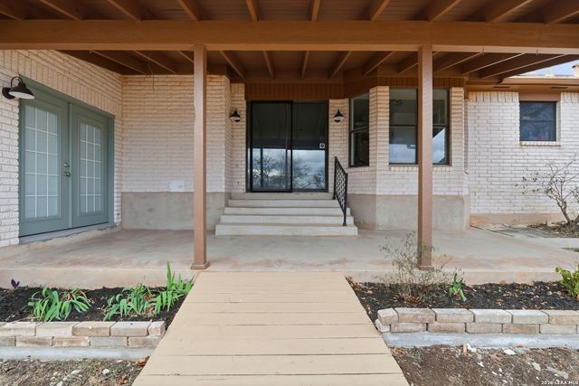 5014 Tree Top, San Antonio, TX 78250