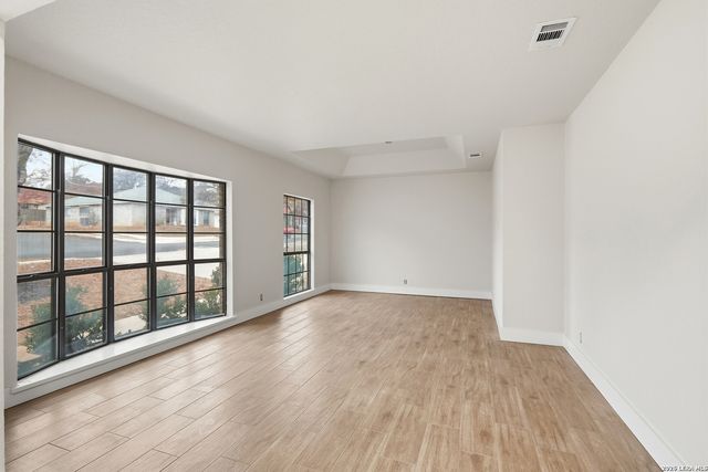 5014 Tree Top, San Antonio, TX 78250