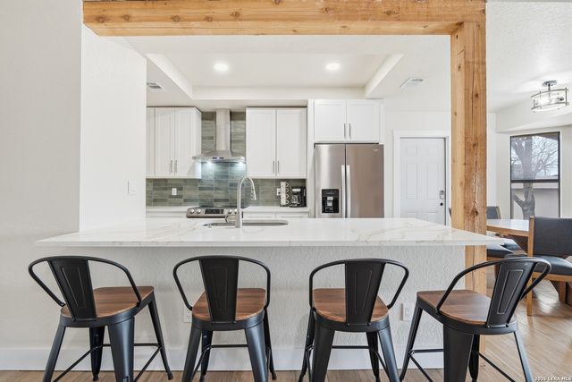 5014 Tree Top, San Antonio, TX 78250