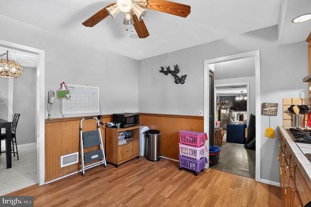 28 CEDAR ST, Bayville, NJ 08721