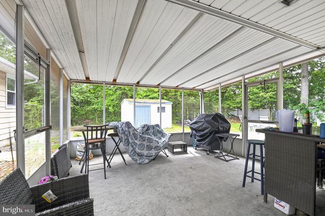 28 CEDAR ST, Bayville, NJ 08721