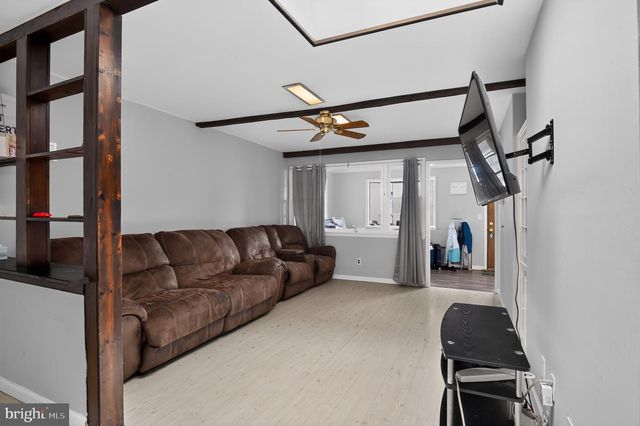 28 CEDAR ST, Bayville, NJ 08721