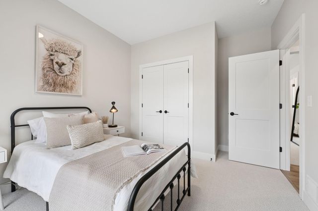 3916 McMenemy Street, Vadnais Heights, MN 55127