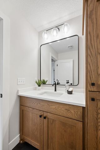 3916 McMenemy Street, Vadnais Heights, MN 55127