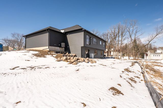 3916 McMenemy Street, Vadnais Heights, MN 55127