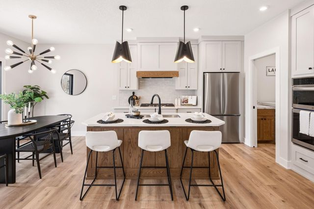 3916 McMenemy Street, Vadnais Heights, MN 55127