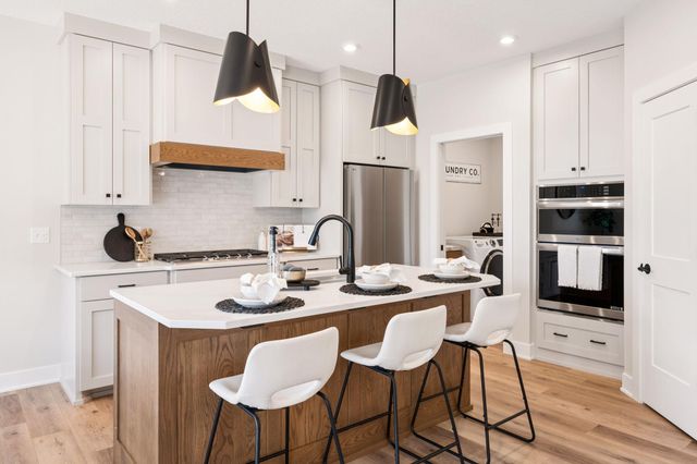 3916 McMenemy Street, Vadnais Heights, MN 55127