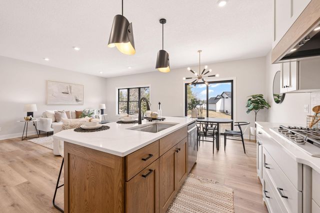 3916 McMenemy Street, Vadnais Heights, MN 55127