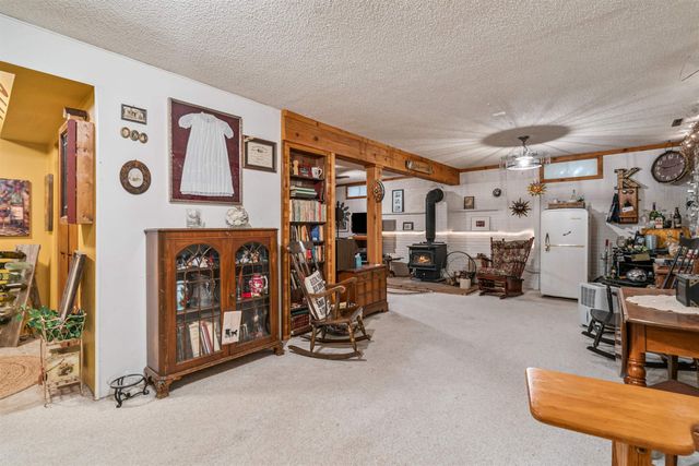 1119 Kaplan Drive, Waterloo, IA 50702