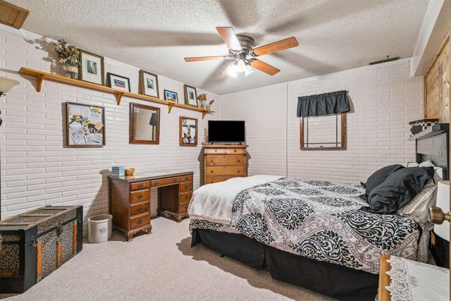 1119 Kaplan Drive, Waterloo, IA 50702