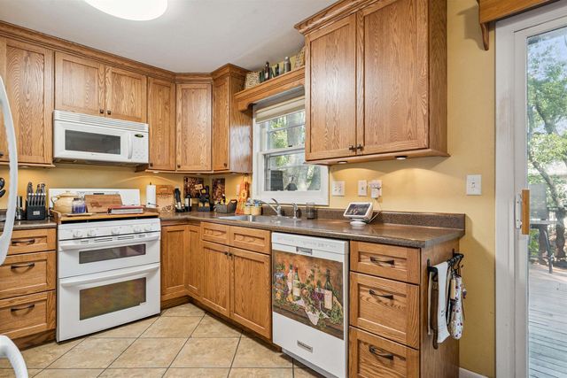 1119 Kaplan Drive, Waterloo, IA 50702