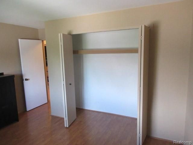 24056 Middlebelt Road 20, Farmington Hills, MI 48336