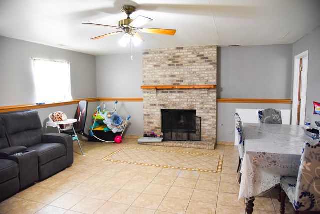 908 Countrywood Drive, Zion, IL 60099