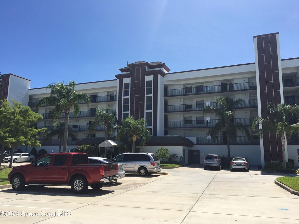 3613 S Banana River Boulevard 304, Cocoa Beach, FL 32931
