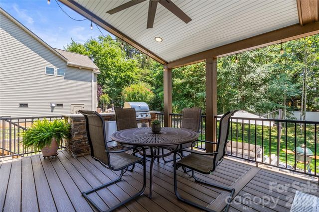 108 Willowbrook Drive, Mooresville, NC 28115