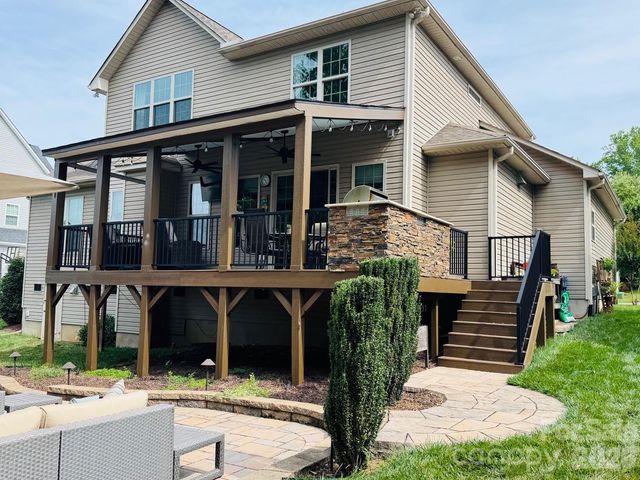 108 Willowbrook Drive, Mooresville, NC 28115