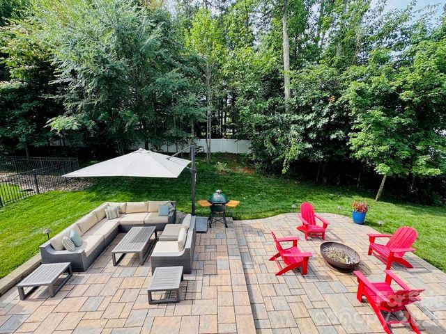 108 Willowbrook Drive, Mooresville, NC 28115