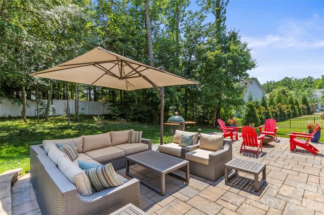 108 Willowbrook Drive, Mooresville, NC 28115