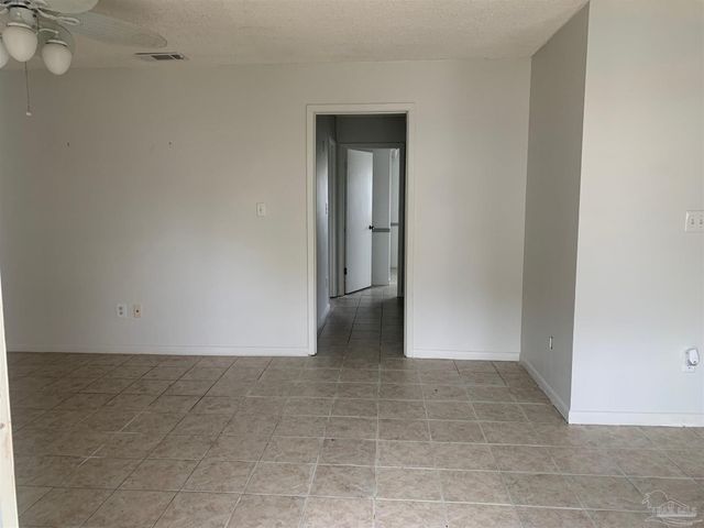 1200 Shoreline Dr 402, Gulf Breeze, FL 32561