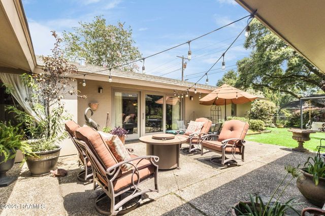 504 Demoncherveaux Boulevard, Ville Platte, LA 70586