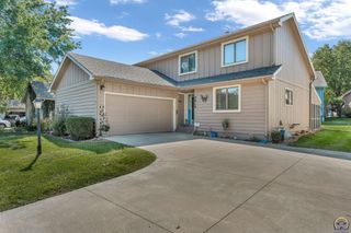 3019 SW Arrowhead RD, Topeka, KS 66614