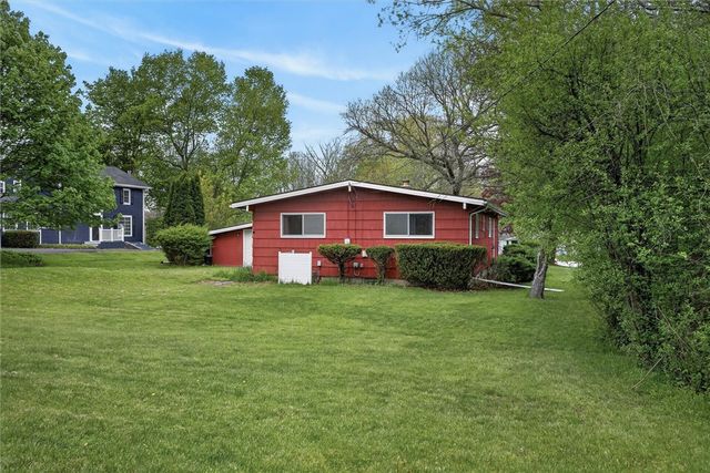 648 Pinnacle Road, Henrietta, NY 14534