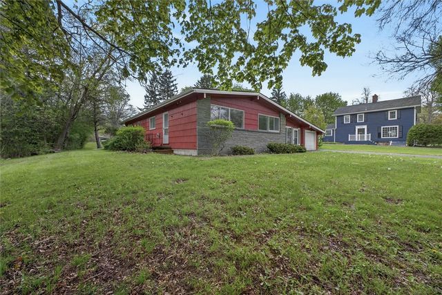 648 Pinnacle Road, Henrietta, NY 14534