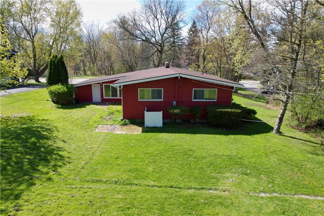 648 Pinnacle Road, Henrietta, NY 14534