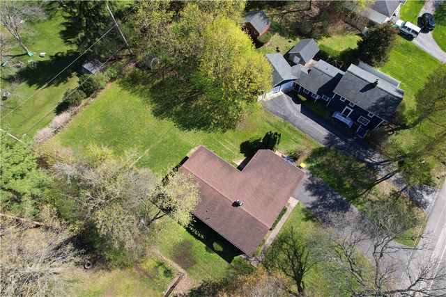 648 Pinnacle Road, Henrietta, NY 14534
