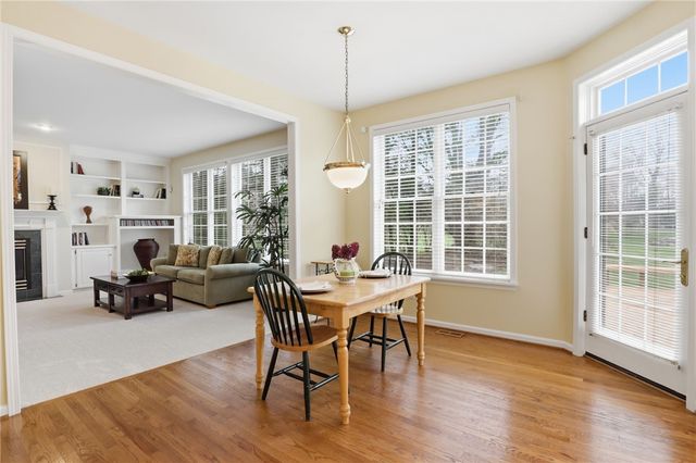 4 Willoughby Place, Pittsford, NY 14534