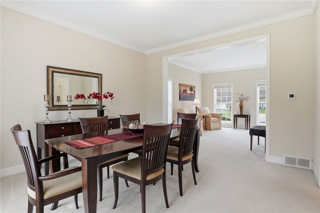 4 Willoughby Place, Pittsford, NY 14534