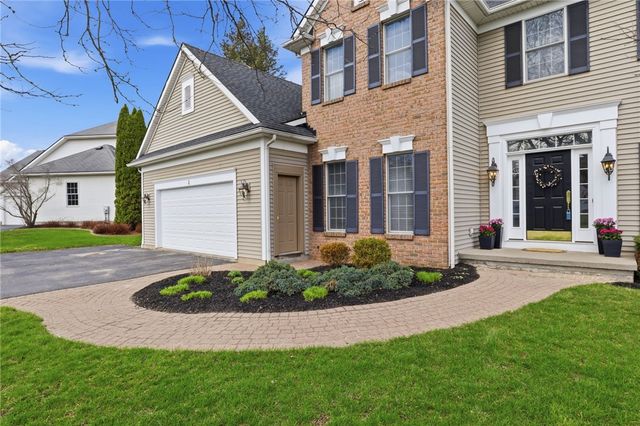 4 Willoughby Place, Pittsford, NY 14534