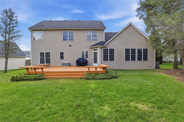 4 Willoughby Place, Pittsford, NY 14534