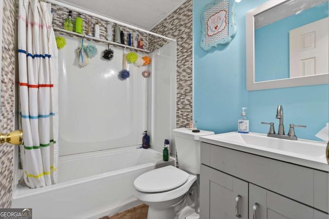 5720 Bob White Lane, Douglasville, GA 30135