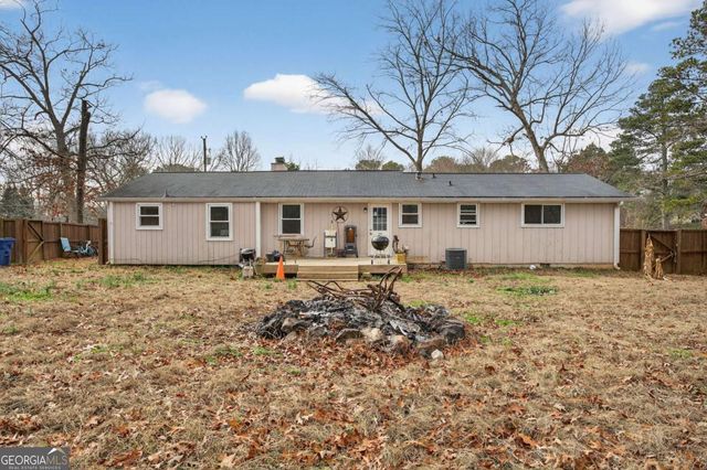 5720 Bob White Lane, Douglasville, GA 30135