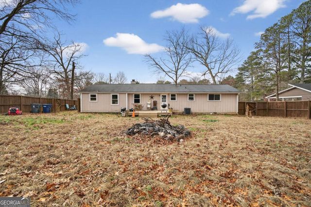 5720 Bob White Lane, Douglasville, GA 30135