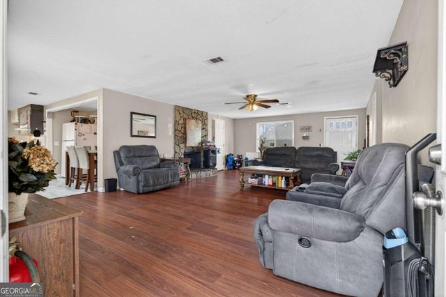 5720 Bob White Lane, Douglasville, GA 30135