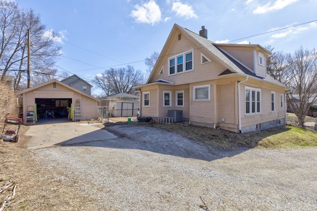 810 E Washington Avenue, Des Moines, IA 50316