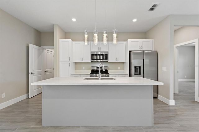 11 MAGNOLIA BLOSSOM LANE, Kissimmee, FL 34759